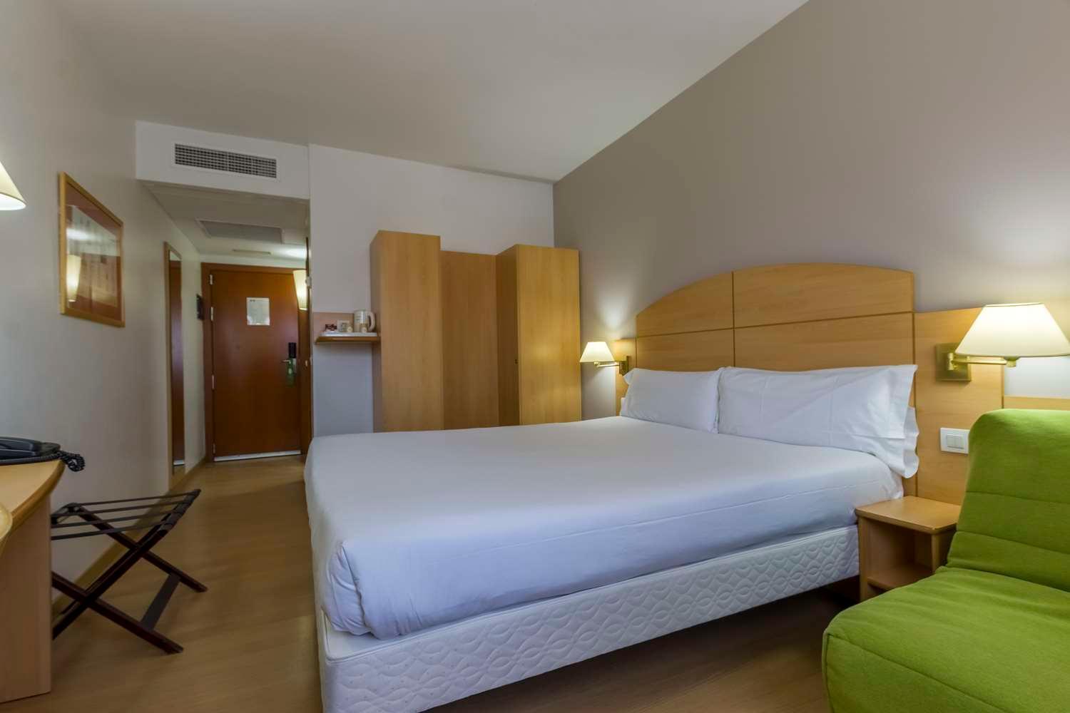 Travelodge Madrid Alcalá de Henares Exterior foto