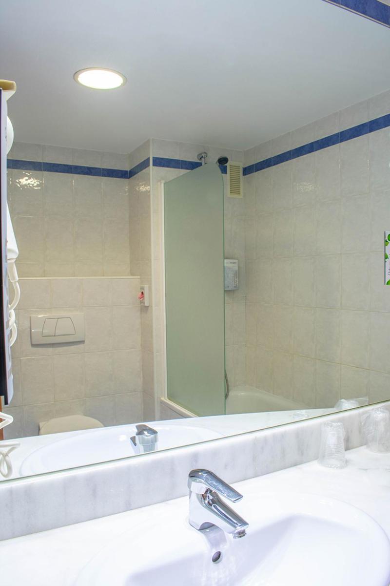 Travelodge Madrid Alcalá de Henares Exterior foto